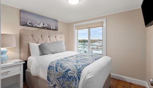 Signature Suite
