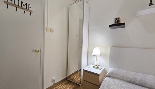 Economy Single Room, Shared Bathroom