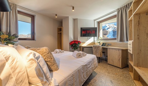 Standard Double or Twin Room, Mountain View