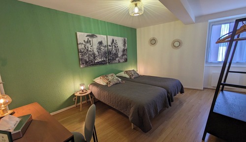 Classic Twin Room, 2 Twin Beds, Hill View