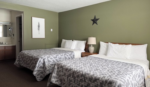 Standard Room, 2 Queen Beds, Non Smoking