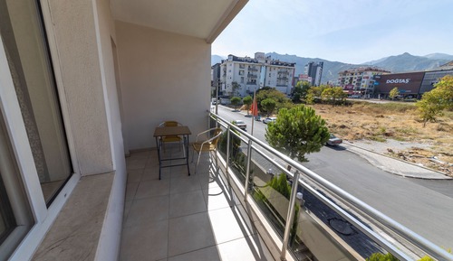 Studio, City View