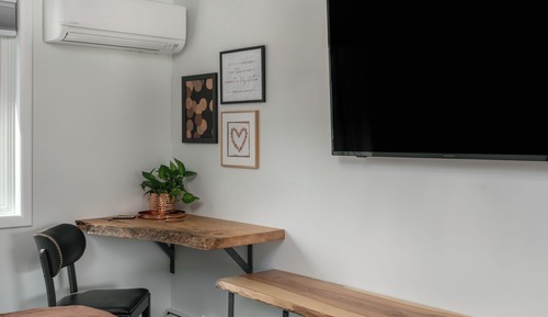 Luxury Room, 1 King Bed, Private Bathroom, Slope side