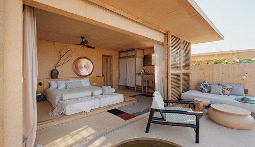 Luxury Studio Suite, Private Pool, Oceanfront