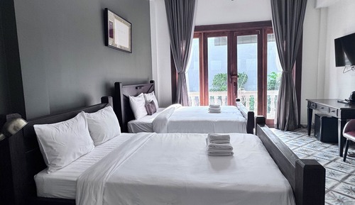 Family Room, 2 Bedrooms, Non Smoking, City View