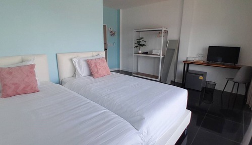 Deluxe Studio, 2 Double Beds, Balcony, City View