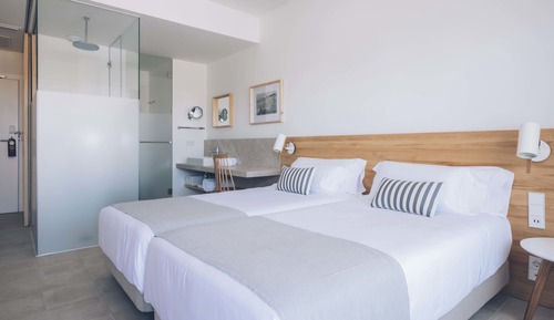 Double Room, Balcony, Beach View