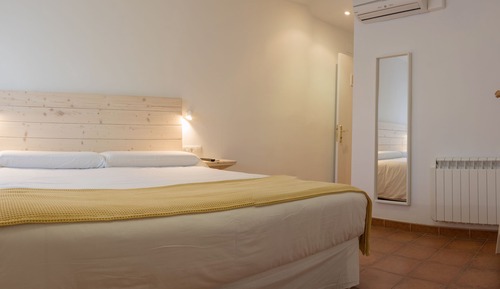 Double Room (King Size)