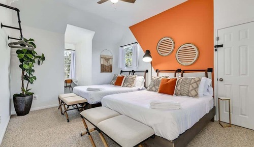 House, Multiple Beds, Pool Access, Pool View (209 Peabody)