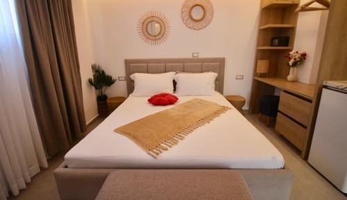 Double Room, Balcony