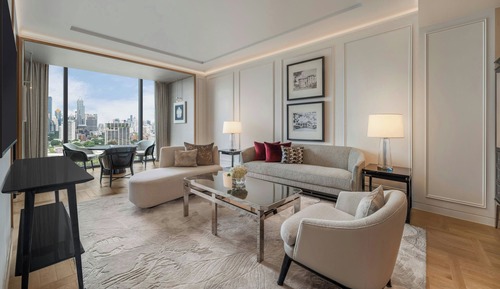 Suite, 1 King Bed, Non Smoking, Balcony (Park View)