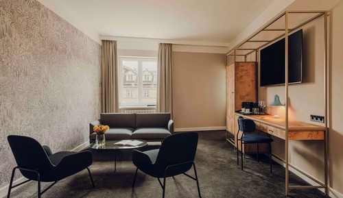 Standard Apartment, 1 King Bed, Non Smoking