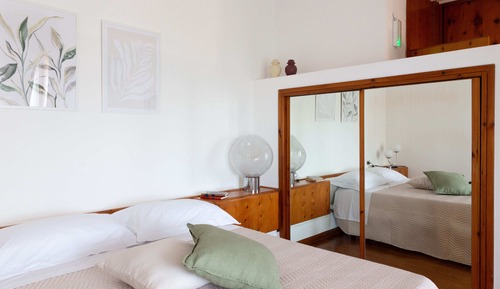 Leccino Camera deluxe con letto matrimoniale