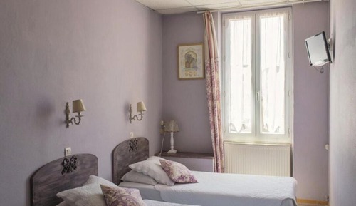 Classic Quadruple Room
