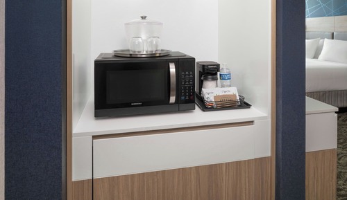 Suite, 1 King Bed, Non Smoking