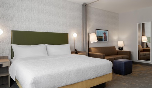 Studio Suite, 1 King Bed, Accessible (Hearing)