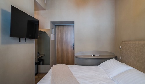 Standard Double or Twin Room, Non Smoking, City View 38