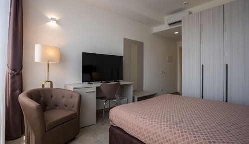 Standard Room, 1 Double Bed