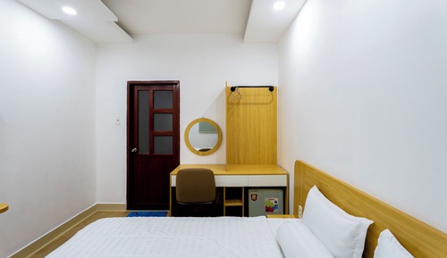 Suite, City View