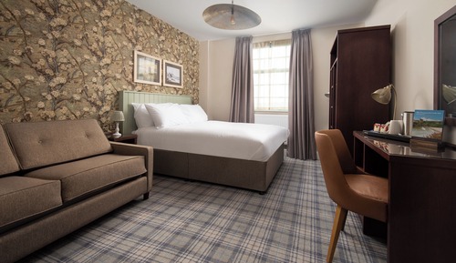 'Superior Double or Twin Room with Sofa Bed