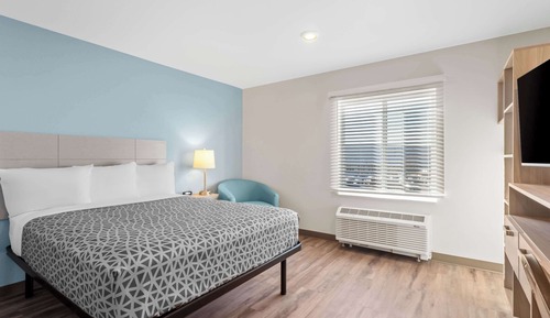 Suite, 1 Queen Bed, Non Smoking