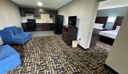 Deluxe Studio Suite