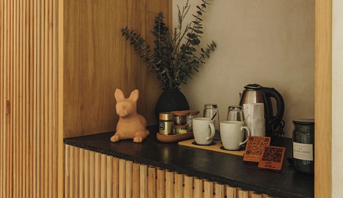 Design Suite, Garden View (2B)