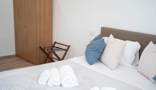 Basic Double Room, Garden View