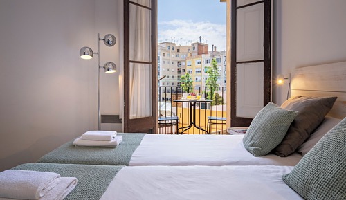 Deluxe Apartment, City View