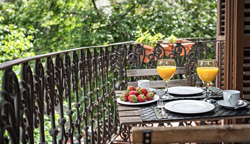 Comfort Apartment, Balcony, City View