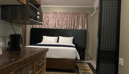 Deluxe Room, Garden View