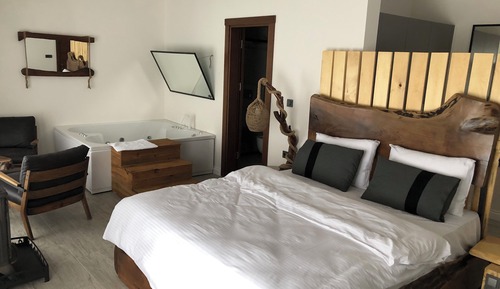 Exclusive Room