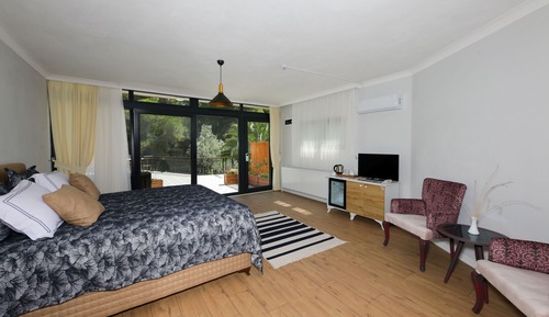 Deluxe Suite, Sea View