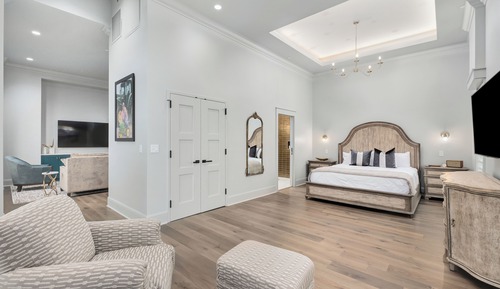 Luxury Suite, City View