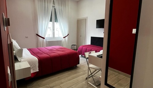 Classic Triple Room, City View