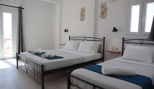 Deluxe Triple Room with Sea View