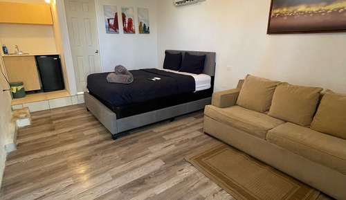 Studio, Partial Ocean View