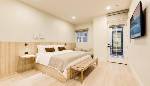 Deluxe Studio, 1 King Bed