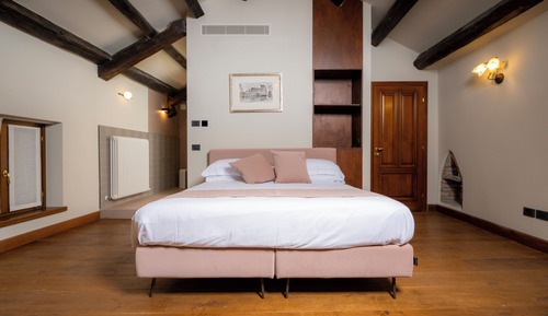 Superior Room, City View