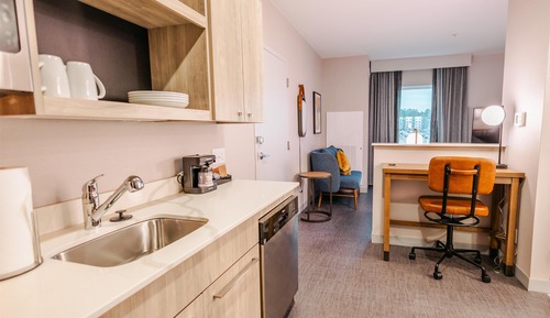 Suite, 1 King Bed (Efficiency, Mobility, Hearing)