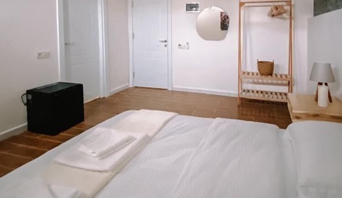 Economy Room, 1 Queen Bed, Pets Allowed