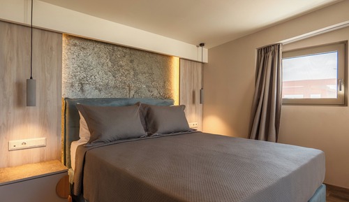 Standard Suite with Panoramic View