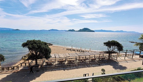 Exclusive Condo, Sea View
