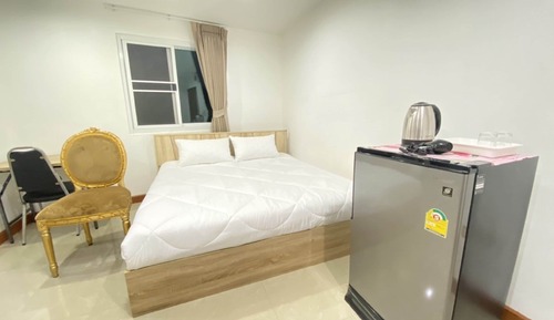 Standard Room, 1 King Bed, Non Smoking