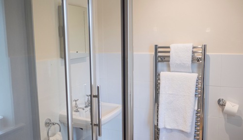 Classic Twin Room, Hill View