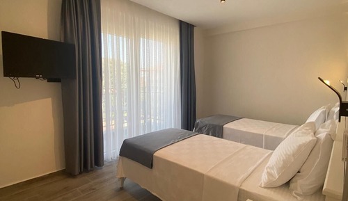 Comfort Twin Room