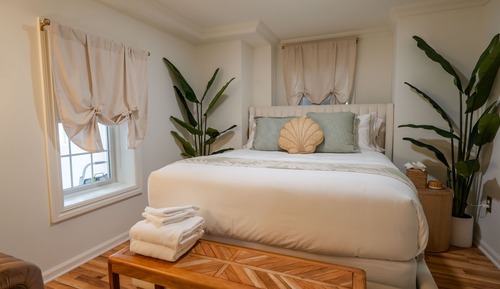 Garden Villa (1 BR, Pet Friendly)