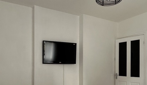 Economy Room