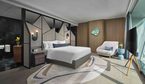 Suite, 1 Bedroom, River View (Dining Area)