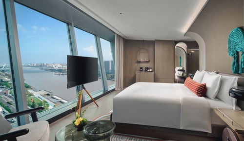 Premium Room, 1 King Bed, River View